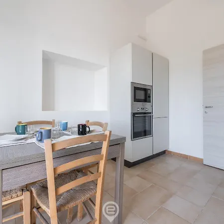 Port View Apartment Cagliari Exterior photo